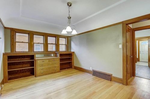 2651 60, Milwaukee WI 53219-3151 exterior