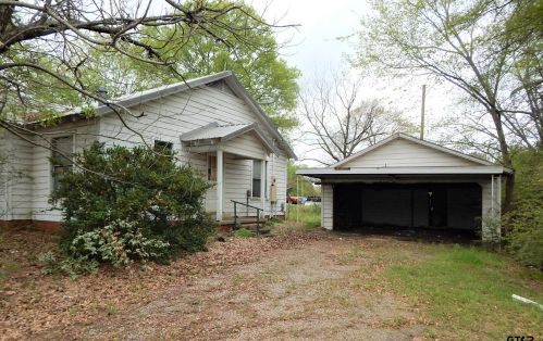 306 Mimosa St, Ore City, TX 75683-2722