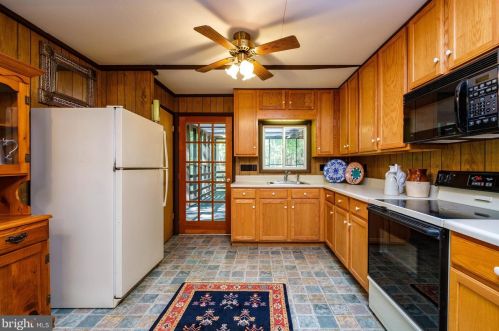 241 Blue Smoke Ln, New Market VA  22844-3815 exterior