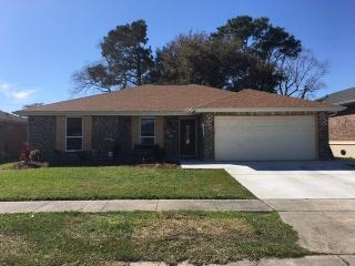 248 Sugarpine Dr, Gretna, LA 70056-7814