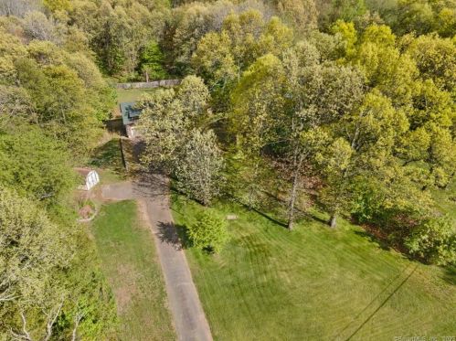 47 Graham Rd, East Windsor, CT 06016-9680
