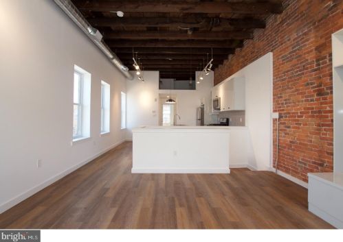 1515 Mckean St, Philadelphia PA  19145-3033 exterior