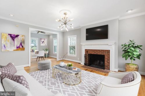 1445 Heatherstone Dr, Fredericksburg VA  22407-4834 exterior