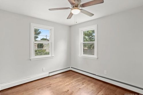 719 Queen St, Bridgeport CT  06606-3379 exterior