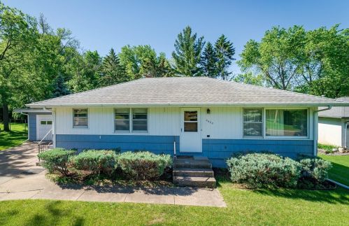 2422 53rd St, South Saint Paul MN  55076-1210 exterior