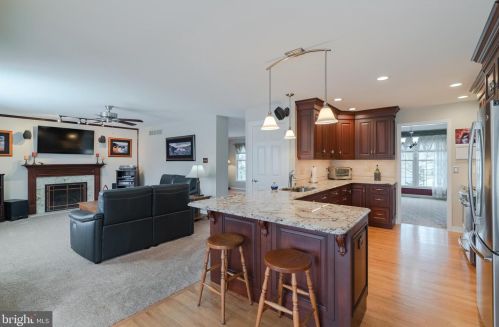 16 Old Dutch Way, Harleysville PA  19438-3080 exterior