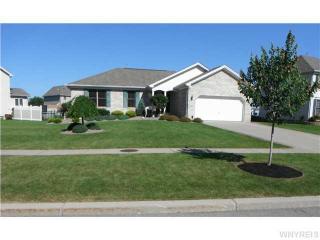 30 Apple Blossom Blvd, Cheektowaga, NY 14086-9476