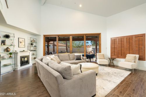 10301 Celtic Dr, Scottsdale AZ  85260-7285 exterior