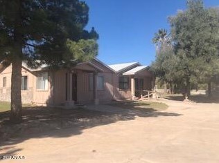 49425 7th Ave, Phoenix, AZ 85087-7264