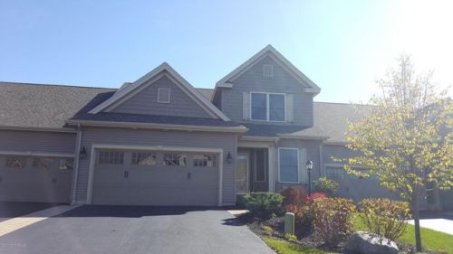 80 Meldon Cir, Glens Falls, NY 12804-5857
