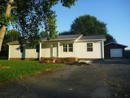 418 Woods Edge Rd, Winchester, TN 37398-4531