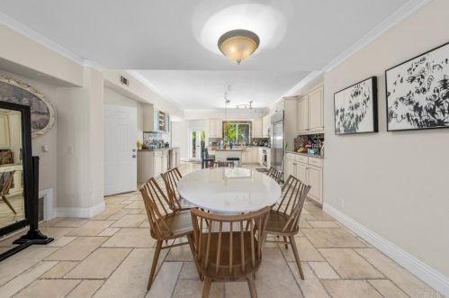 3555 Promontory St, San Diego, CA 92109-6613