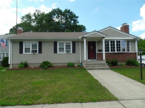 904 Westfield Ave, Bridgeport, CT 06606-4013