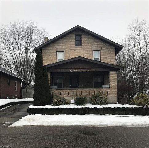 116 16th St, Parral, OH 44622-1002