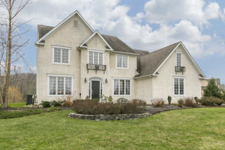 156 Blackwood Ln, Douglassville, PA 19518-9367