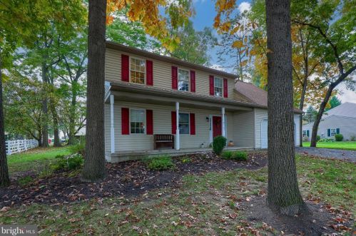 6 Money Hill Rd, Slackwater, PA 17551-9767