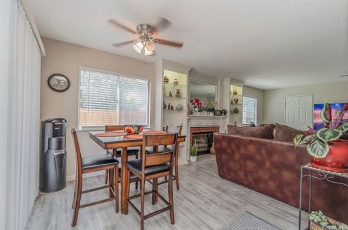 6742 Dove Ln, Riverside CA  92506-5000 exterior