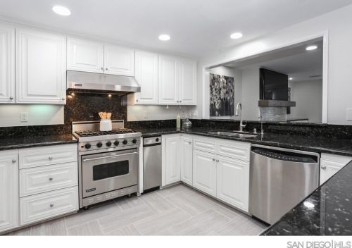 80 Montego Ct, San Diego CA 92118-3253 exterior