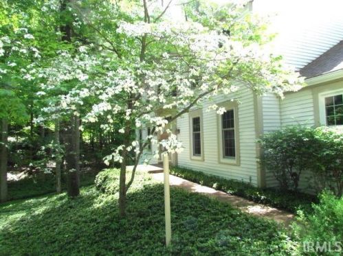 715 Triple Crown Rd, Mishawaka, IN 46544-6615