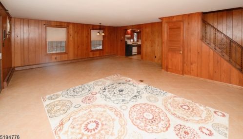 10 Jacobus Ave, Little Falls NJ  07424-2305 exterior