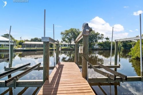 3091 Harbour Bluff Pl, Palm City, FL 34990-1444