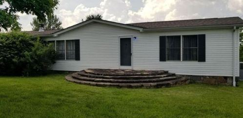 9408 Sparta Hwy, Crossville, TN 38572-7282