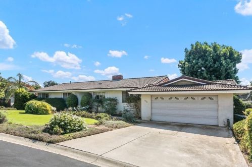 9159 Grossmont Blvd, La Mesa, CA 91941-4141