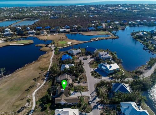 9094 Mockingbird Dr, Sanibel, FL 33957-3611