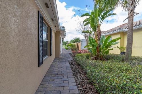 11952 Kajetan Ln, Orlando, FL 32827-7156