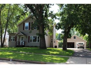 531 7th St, Hastings, MN 55033-1717