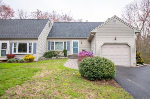 115 Deer Run Trl, Manchester, CT 06042-2489