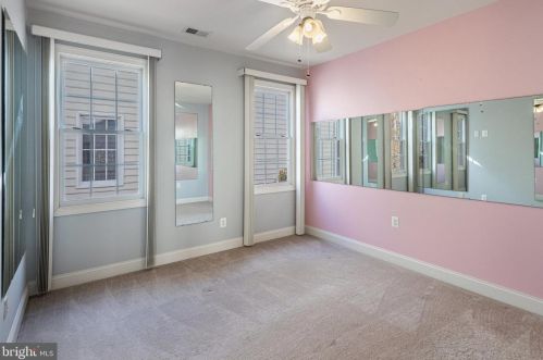 13101 Taverner Loop, Woodbridge VA  22192-5333 exterior