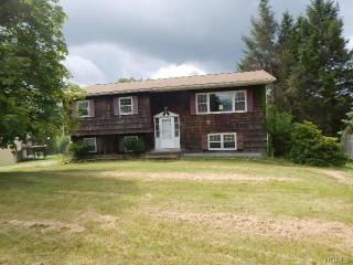 143 Blue Jay Ln, Montgomery, NY 12549-1703