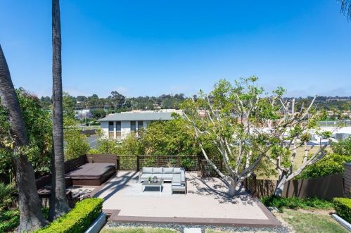 1414 Flair Encinitas Dr, Encinitas CA  92024-2938 exterior