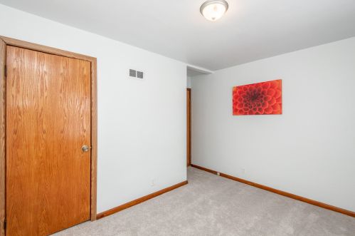 820 91st St, Milwaukee WI  53214-2845 exterior