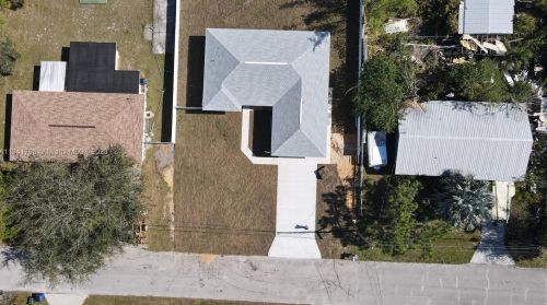 410 Lotus Ave, Sebring FL  33872-3321 exterior