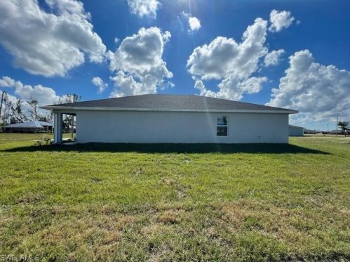 2808 39th St, Lehigh Acres FL  33976-4511 exterior