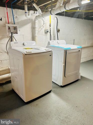 1570 Good Intent Rd, West Deptford NJ  08096-6112 exterior