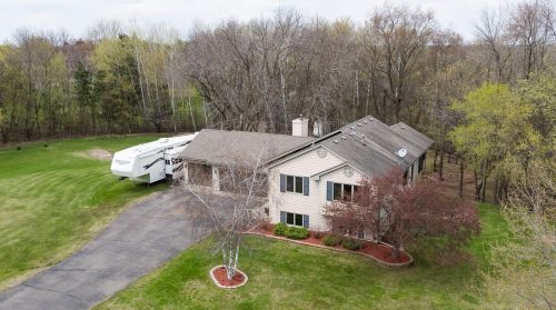846 Mcdiarmid Dr, Hudson, WI 54016-7648