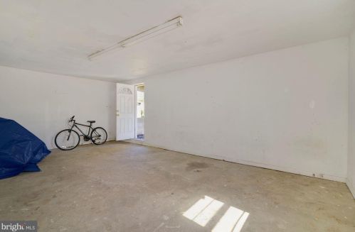 446 Flanders Rd, Gloucester NJ  08031-3020 exterior