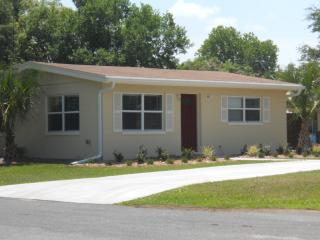 501 Minnesota Ave, Saint Cloud FL  34769-2744 exterior