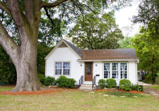 2614 Merwyn Rd, Jacksonville, FL 32207-4511