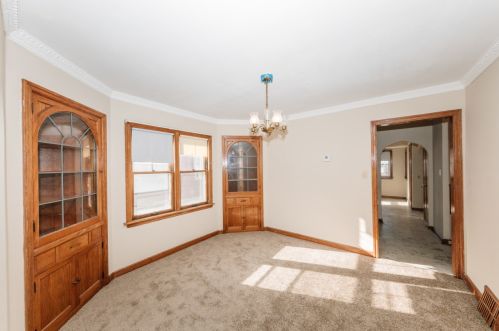 3835 52, Milwaukee WI 53220-3208 exterior