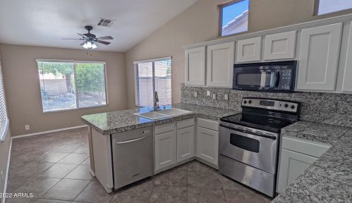4049 Irma Ln, Glendale, AZ 85308-4781