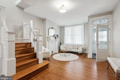 128 Durham St, Philadelphia, PA 19119-1822