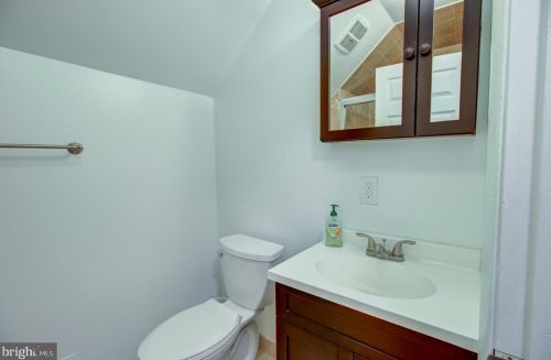 7 Zelley Ave, Trenton NJ  08620-2321 exterior