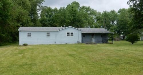 616 Lincoln St, Bogle Corner, IN 47438-1237