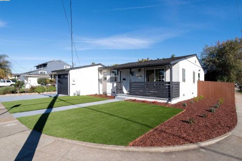 26184 Stanwood Ave, Hayward CA  94544-2736 exterior