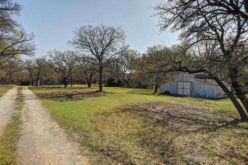 4 Carrol Price Ct, Midlothian TX  76063-7071 exterior