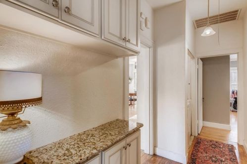 908 38th 1/2 St, Austin TX 78751-5218 exterior